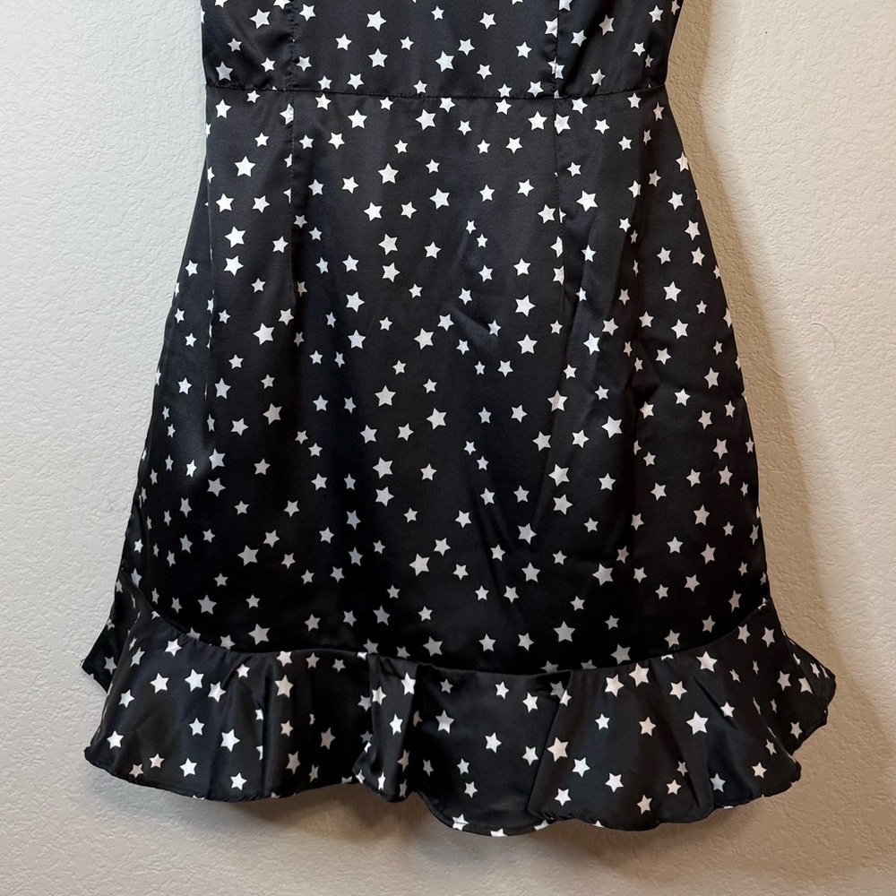 By The Way Claudia Ruffle Open Back Dress Black Star Mini Ruffle Fun Party Sz MD - Picture 5 of 13